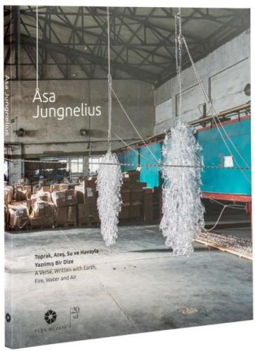 Asa Jungnelius: Toprak Ateş Su ve Havayla Yazılmış Bir Dize | Kitap Am